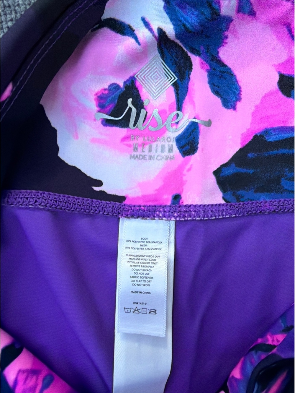 LuLaRoe RISE Collection Women's Purple Floral Activewear Leggings Yoga Pants - Picture 5 of 6